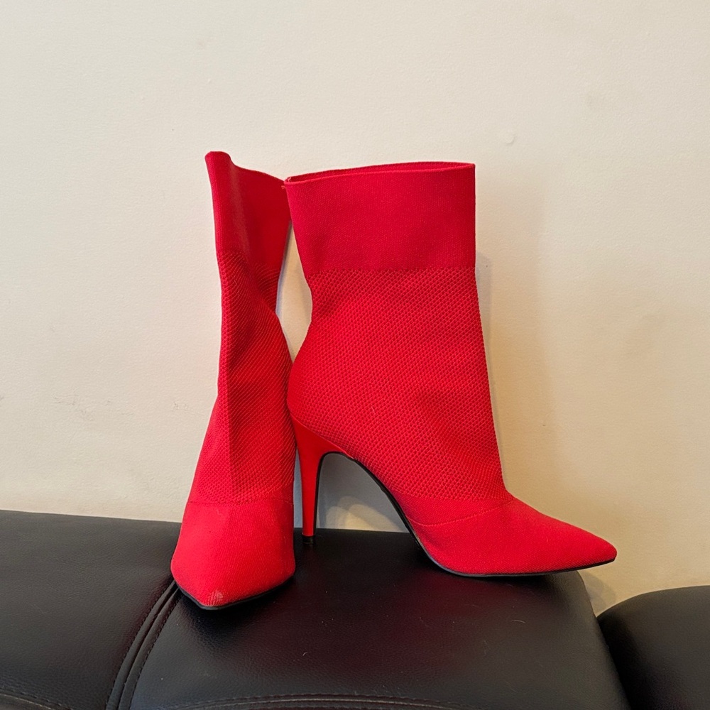 Elegant Red Women's Boots